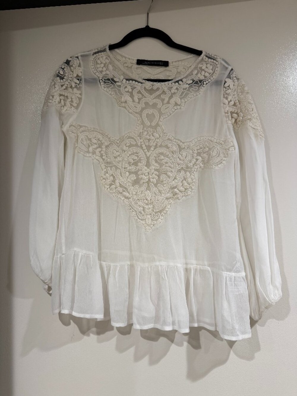 Zara cream embroidered lace bib peplum blouse, size s, excellent condition